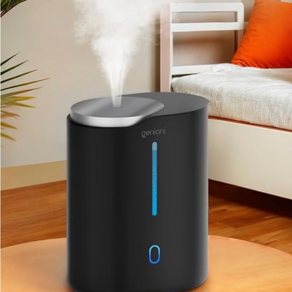 Lightly used Geniani Large Silent Cool Mist Black Humidifier
